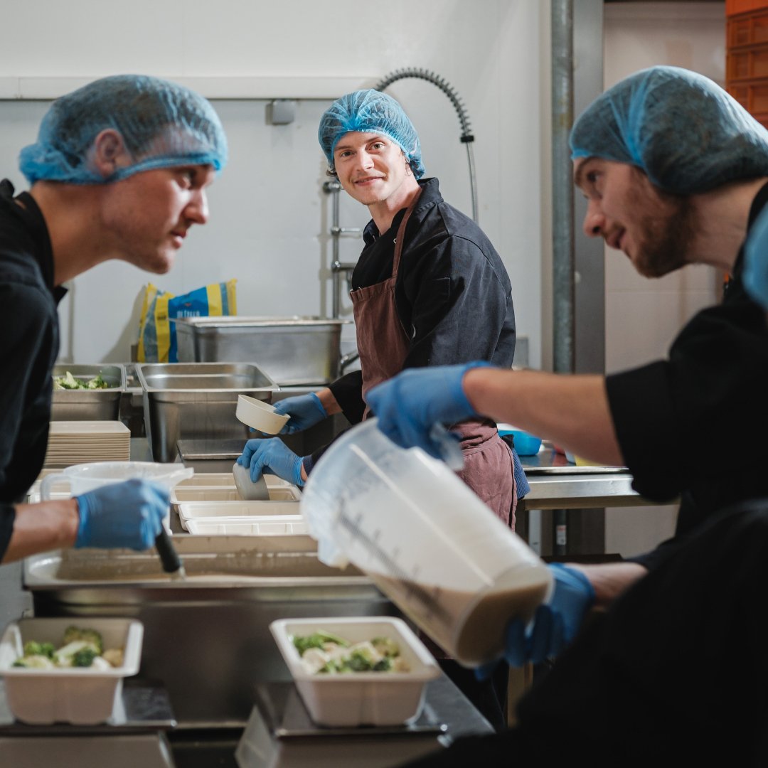 Ultra-echt eten, gemaakt door ultra-echte mensen 👩‍🍳👨‍🌾🌎 - Solid Stash